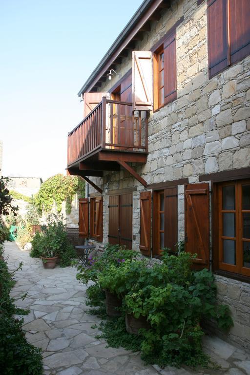 Apartamento Eveleos Country House Tochni Exterior foto